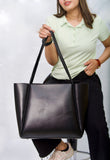 A-hinge classic tote bag